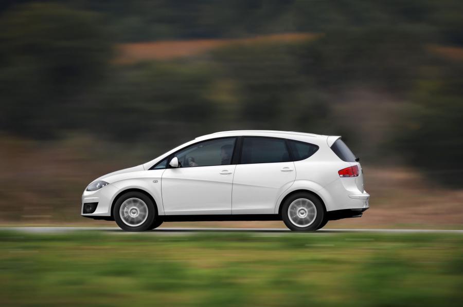  Seat Altea XL EcoMotive 2010 года  (фото 3 из 8)